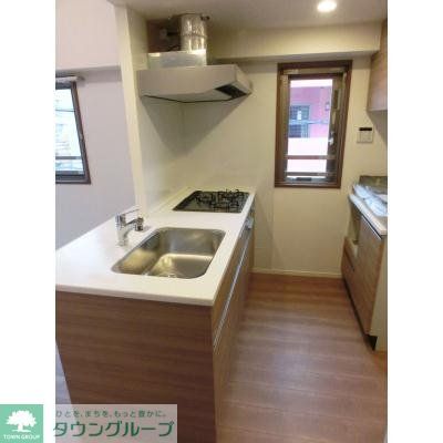 キッチン　※写真は同タイプ住戸です。
