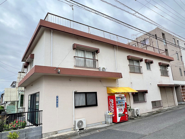 朝日屋アパートの建物外観