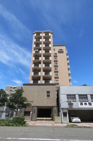 【タウンコート人宿町の建物外観】