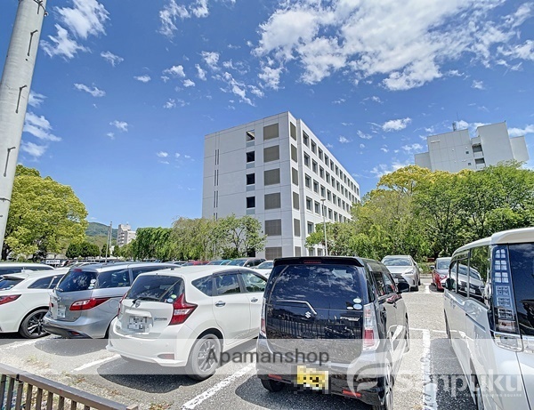 病院　愛媛大学医学部附属病院（病院）まで334m