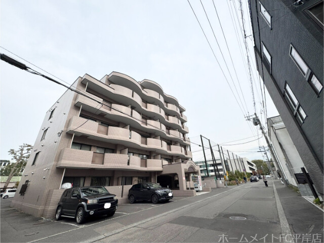 ノール中の島の建物外観