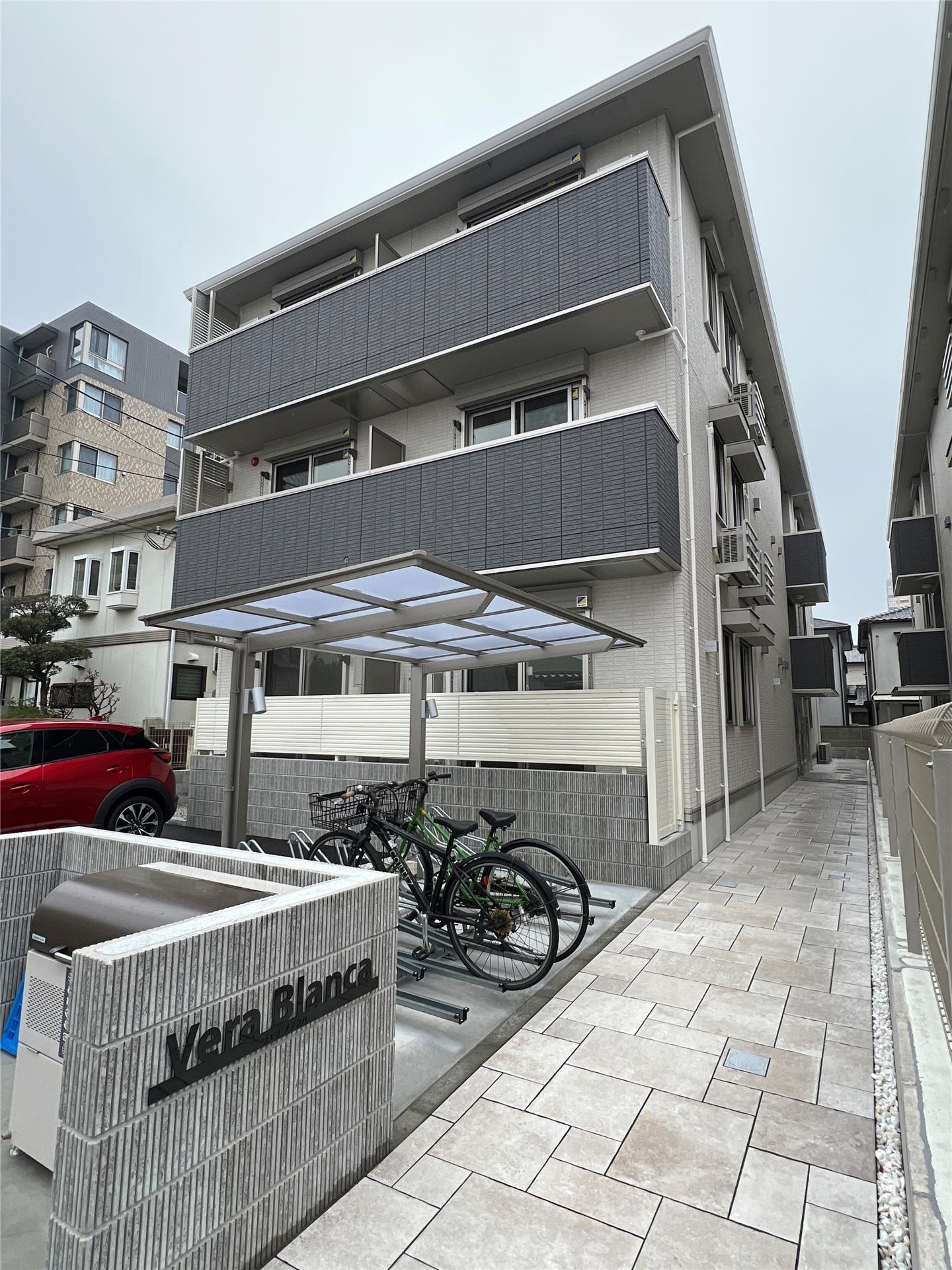 【ヴェラ ブランカの建物外観】