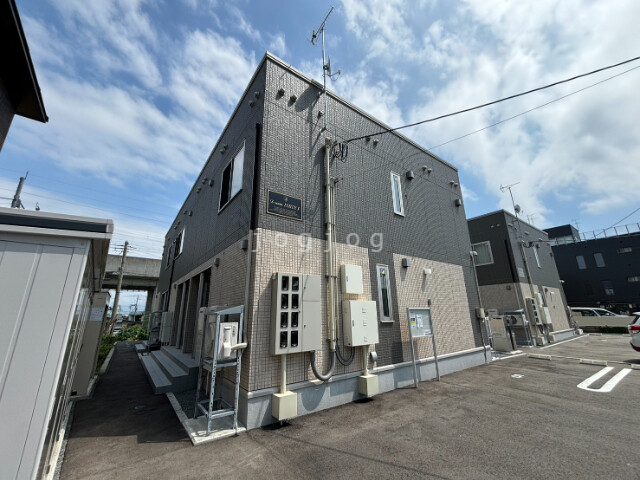 Ｄ－ｒｏｏｍＩＳHＩＥIの建物外観