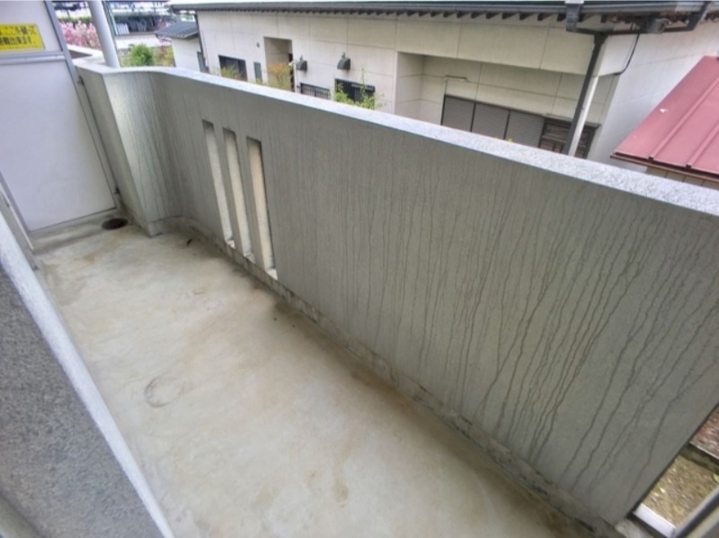 バルコニー　図面と現状に相違がある場合には現状を優先