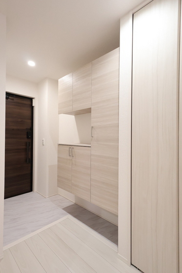 玄関　※別号室の画像です