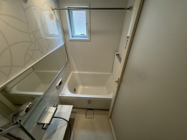 バス・シャワールーム　浴室乾燥機・追炊付きのファミリー仕様！