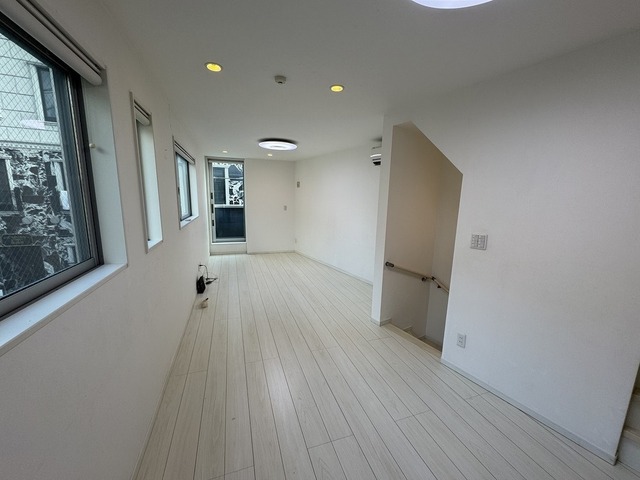 居室・リビング　１４．３帖のゆとりのＬＤＫ