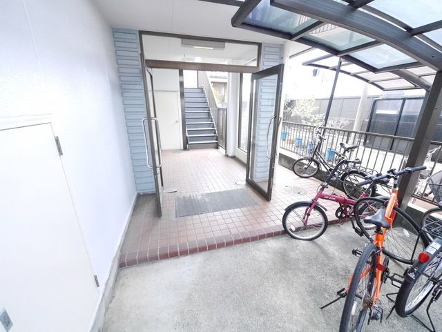エントランス　★お問い合わせはタウンハウジング多摩センター店まで★