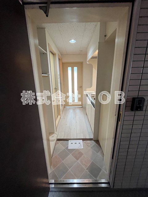 玄関　※同物件別号室参考写真※