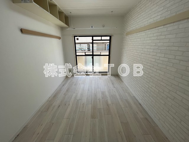 居室・リビング　※同物件別号室参考写真※