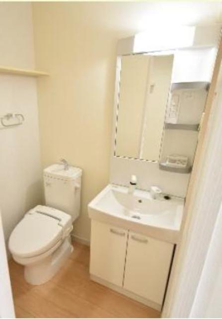 トイレ　同施工参考画像