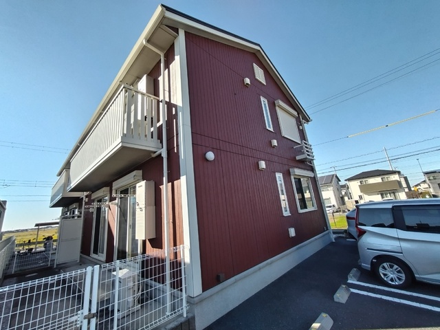 建物外観　【オリーブ】南向きです。