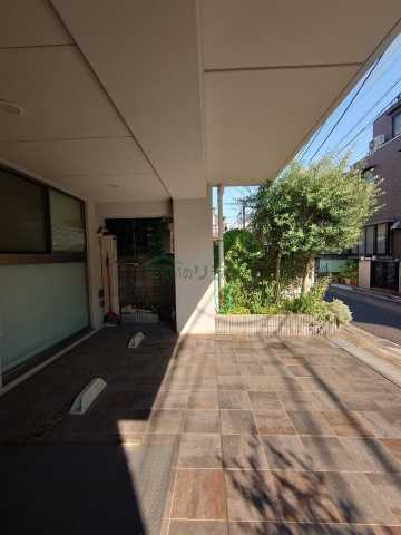 駐車場　ブリーズ早稲田