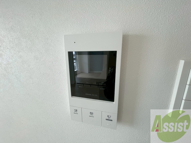 セキュリティ　モニタ付インターホンでセキュリティ面も安心です。