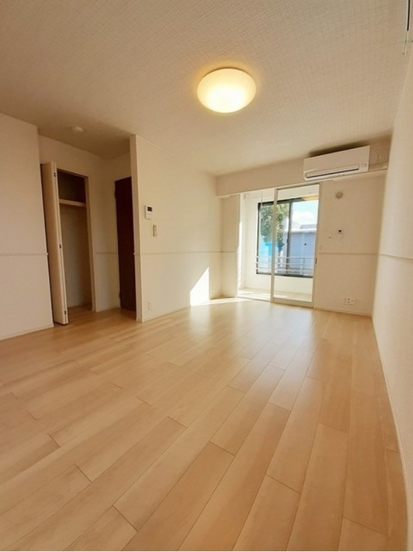 居室・リビング　図面と現状に相違がある場合には現状を優先