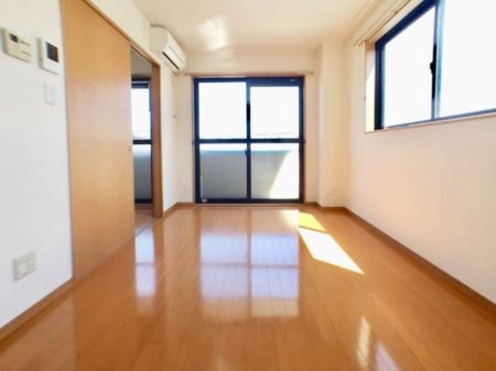 居室・リビング　※現況優先