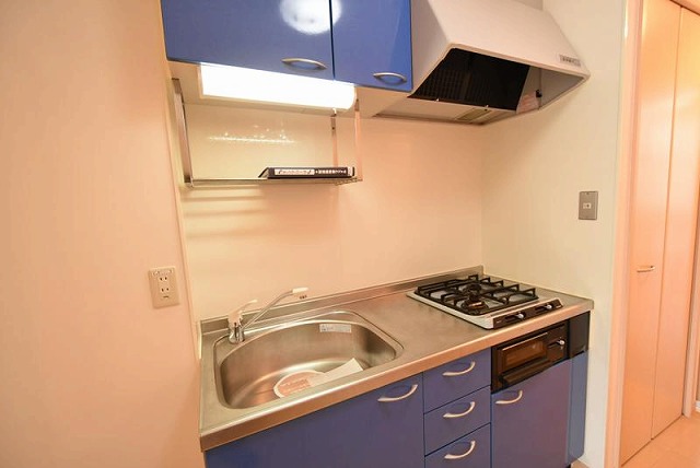 キッチン　ガスコンロ付きのシステムキッチン☆