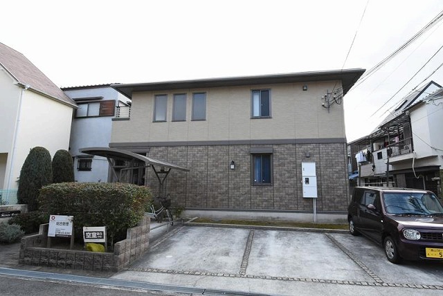 建物外観　オートロック付きでセキュリティ安心！