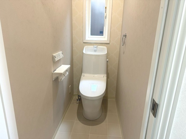 メゾンポムのトイレ写真
