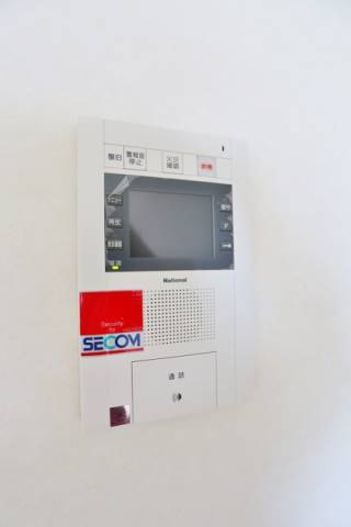 セキュリティ　モニタ付インターホンだから安心
