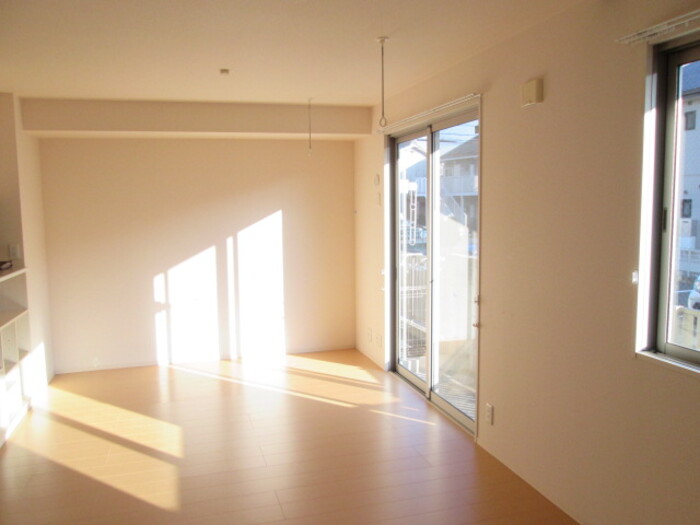 居室・リビング　※写真は別号室