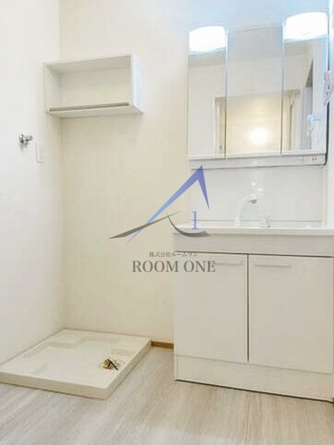 洗面設備　独立洗面台です。