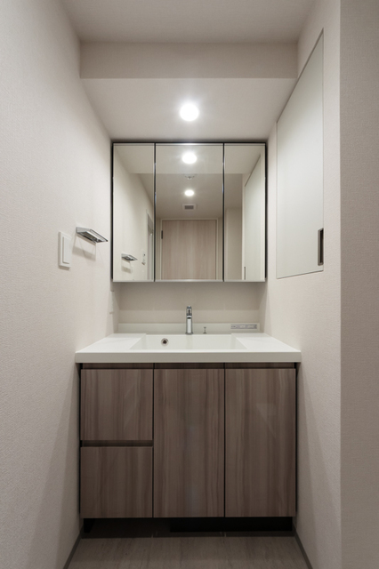 洗面設備　※写真は同タイプ住戸です。