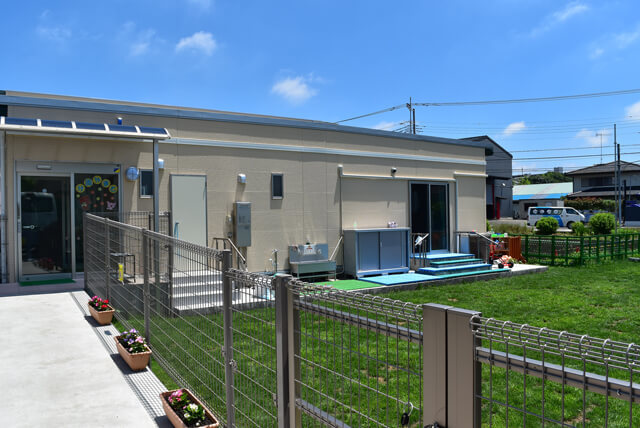 幼稚園・保育園　認定こども園きらきら（幼稚園・保育園）まで806m