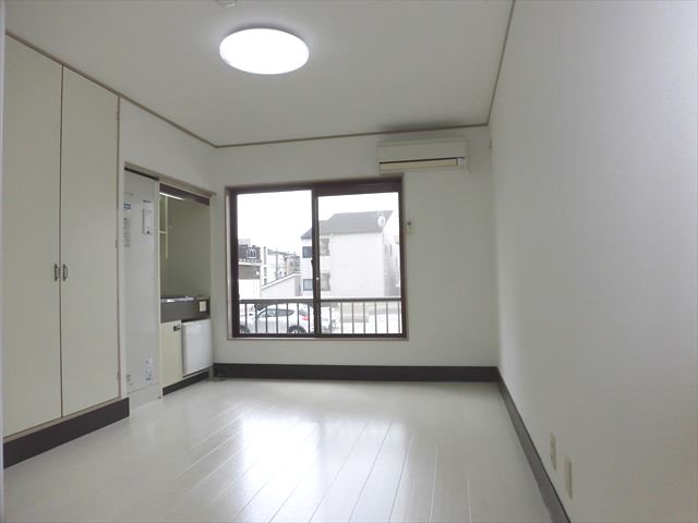 近鉄大阪線 河内山本駅 徒歩4分 5階建 築35年の居間写真