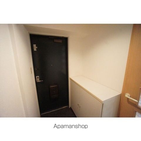 第82松井ビルの玄関写真