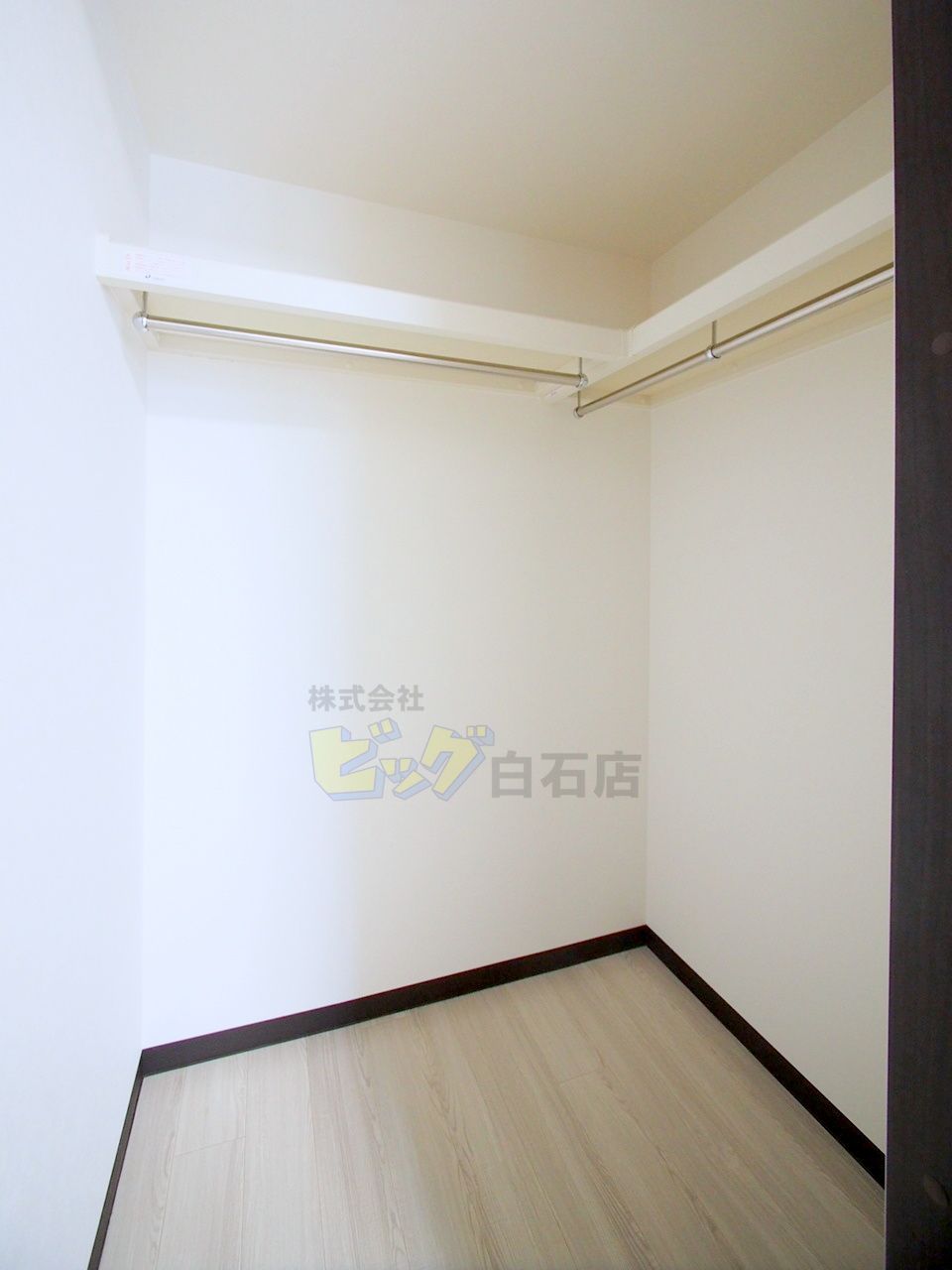 収納　各部屋にウォークインクローゼット付きです♪
