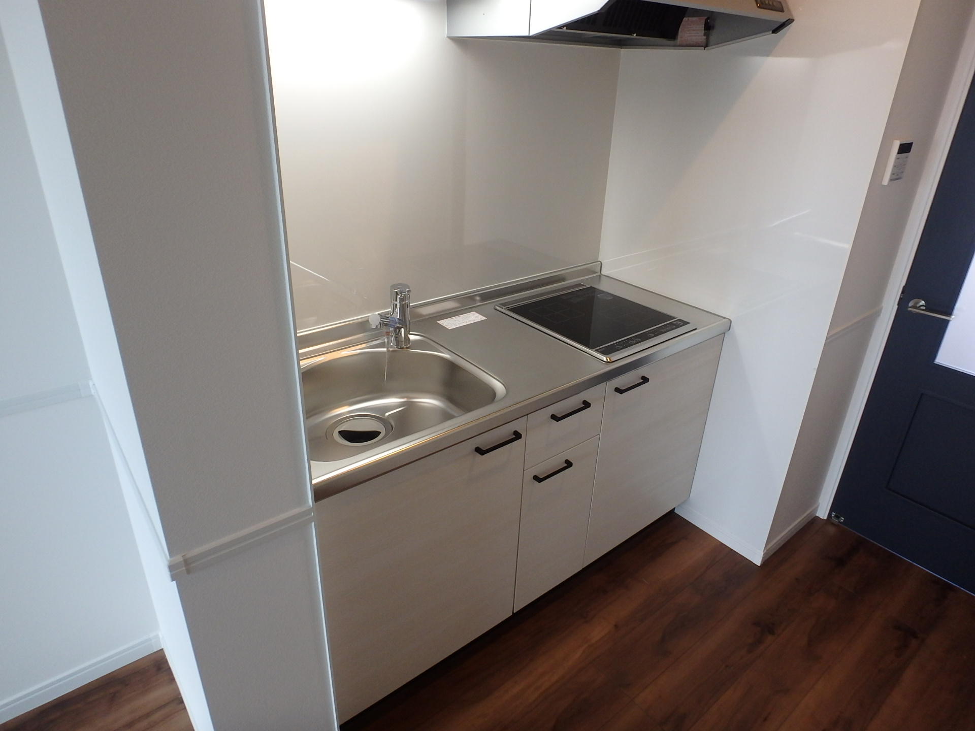 キッチン　IHクッキングヒーター