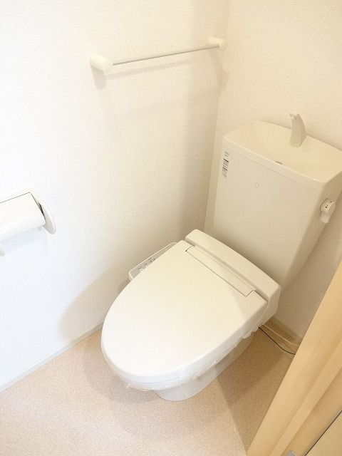 【サニーメゾンＡのトイレ】