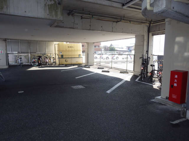 【Ｉ・Ｓ　ｃｏｕｒｔの駐車場】