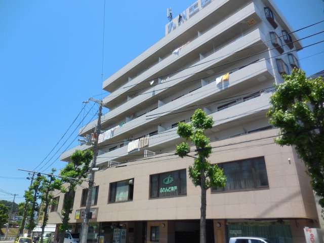 神戸市長田区房王寺町のマンションの建物外観