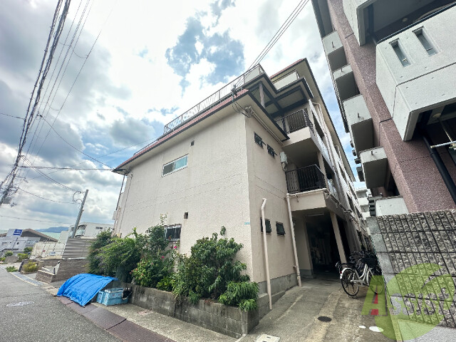 空田マンションの建物外観