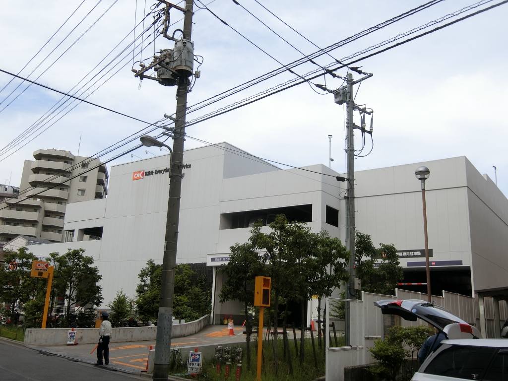 【江東区亀戸のマンションのスーパー】