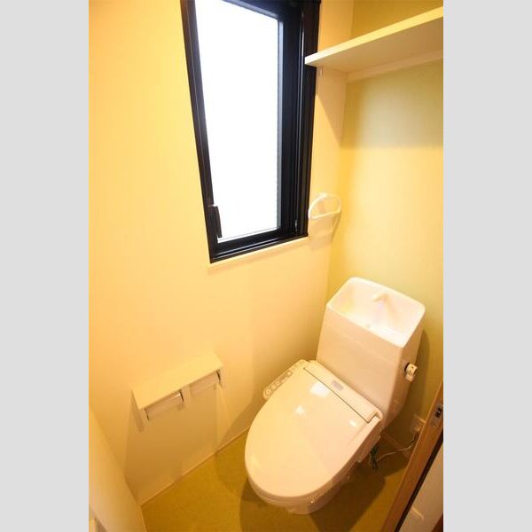 トイレ　シンプルで使いやすいトイレです