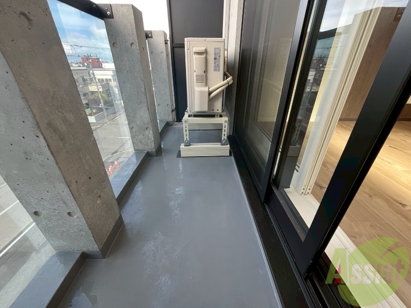 バルコニー　バルコニーが付いていますので一息ついてみてはいかがですか。