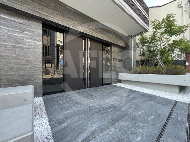 エントランス　サムティ夕凪LUKSUS　エントランス