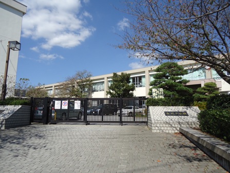 小学校　久留米市立合川小学校（小学校）まで754m