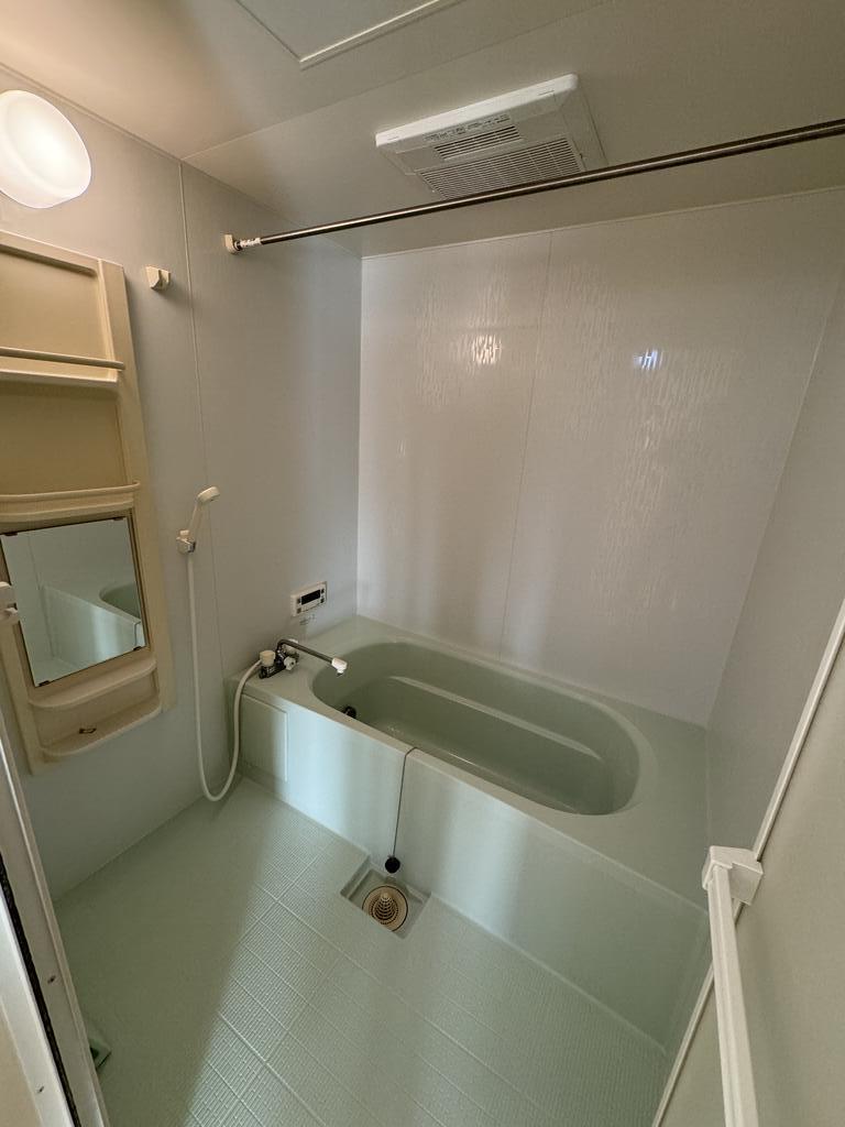 バス・シャワールーム　※1階（1LDK）の参考写真（募集のお部屋の浴室は0.75坪