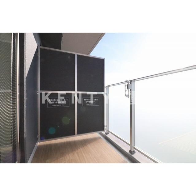 バルコニー　バルコニーからの眺めを楽しみながら食事をしませんか