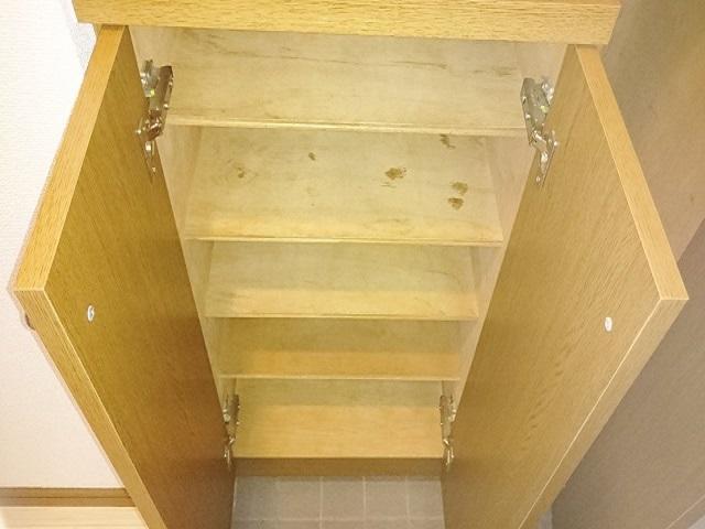 建物外観　下駄箱