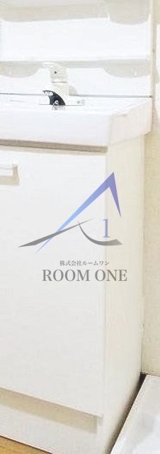 洗面設備　独立洗面台です。