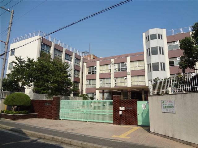 中学校　大阪市立墨江丘中学校（中学校）まで315m