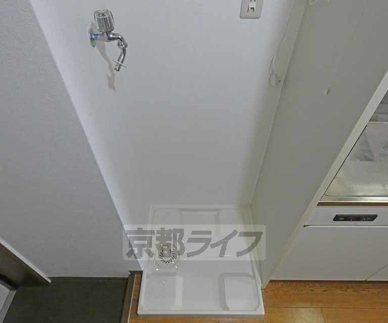 その他設備　洗濯機が置けます。