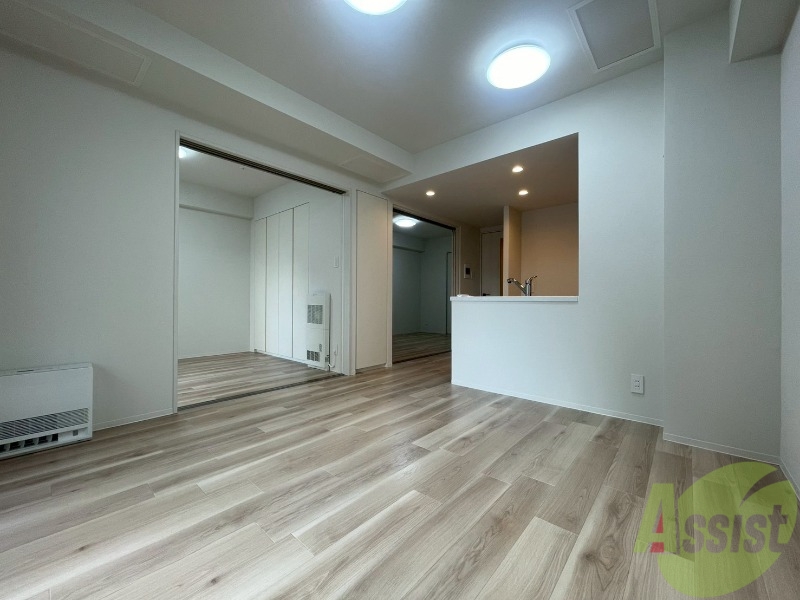 居室・リビング　広々としたリビングですね。使い勝手がよさそうですね！