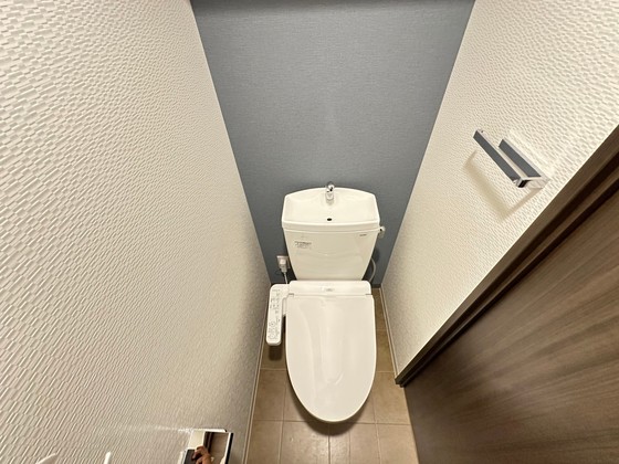 トイレ　※別の部屋の写真です