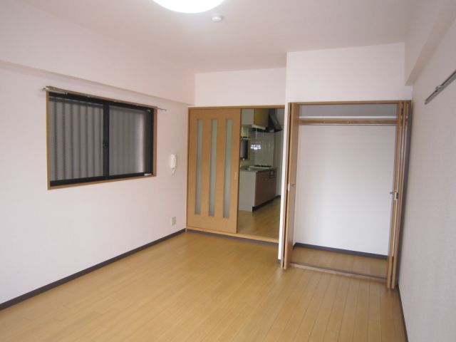 その他部屋・スペース　１０帖です